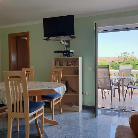 Apartamento By The Sea Soline, Krk - 19324 *